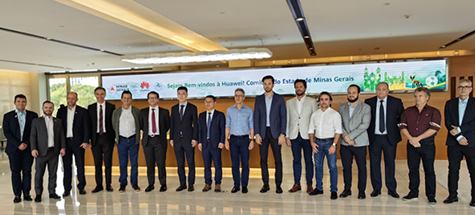 陪同巴西米纳斯吉拉斯州领导走进华为